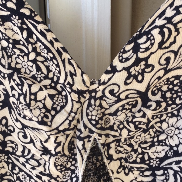 Lizard Thicket Tunic - Picture 3 of 6